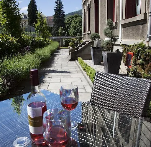 Bed & Breakfast La De