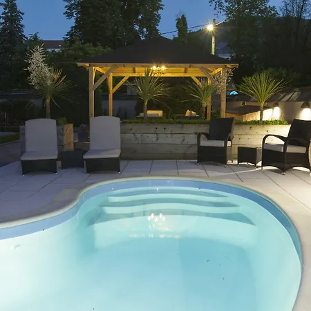 Bed & Breakfast La De 4*