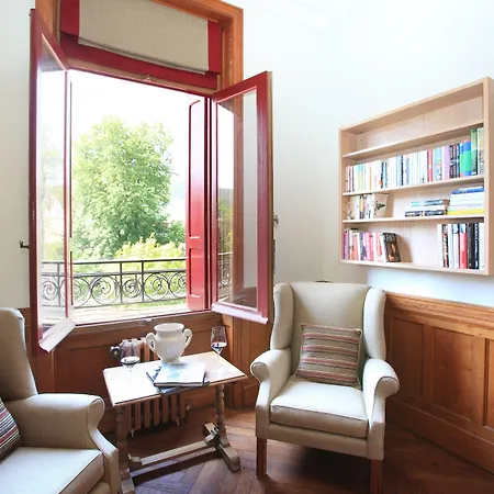 La De Bed & Breakfast